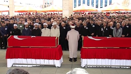 Helikopter kazasında şehit düşen Göksenin Aytural Şaylan ve Emre Vahit Bekli son yolculuğuna uğurlandı