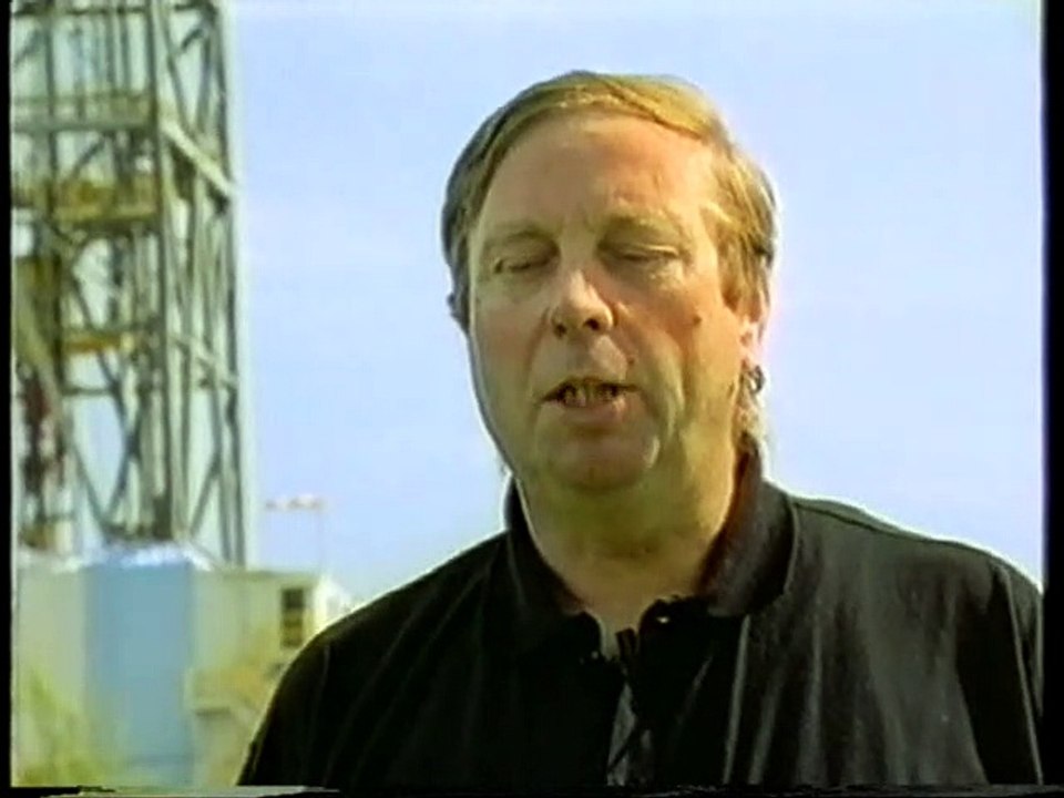 Enciclopedia Astronomia 30 - Viaje al centro de los planetas