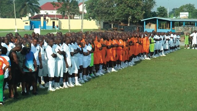 Football: Omnisport journée sportive de la police nationale séance de fitness et de marche