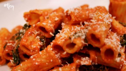 What to Add to Jarred Pasta Sauce to Make it Taste Homemade