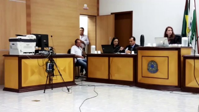 Acusado de tentar matar ex e homem em distrito é julgado