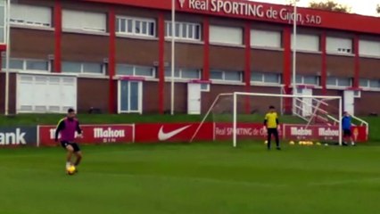 Entrenamiento del Sporting de Gijón en Mareo