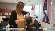Portrait : coiffeuse malgré le handicap