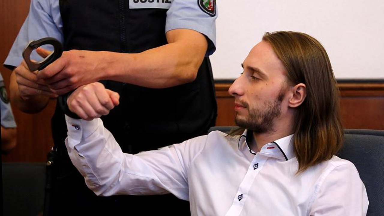 14 лет без права опциона: осуждён подорвавший а...