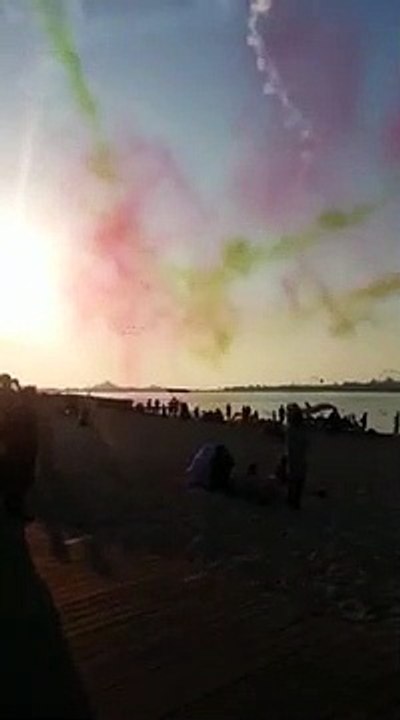 Amazing UAE Air Show National Day 2017 Abu Dhabi