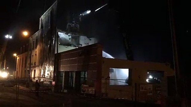 Roanne : la démolition de deux bâtiments pour l’îlot Foch-Sully a débuté ce mardi soir