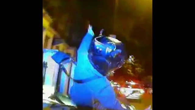 La police londonienne renverse les suspects pour les interpeller