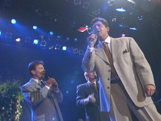 Bill & Gloria Gaither - What A Savior