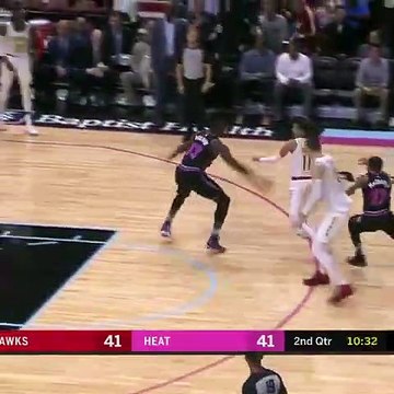 Trae Young threads the needle to Alex Len! NBARooks