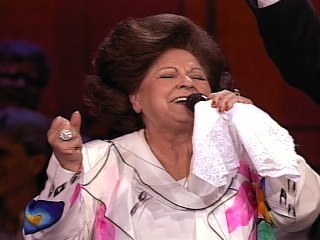 Bill & Gloria Gaither - I Hold A Clear Title To A Mansion