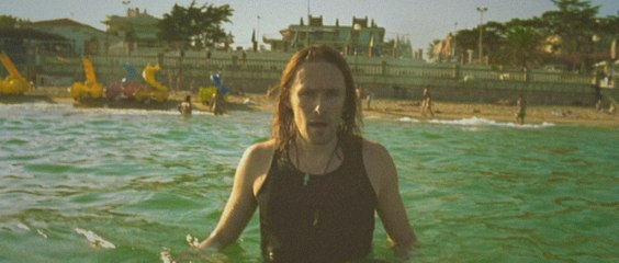 Kalle Ahola - Kävelen Vaan
