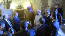 Diyanet İşleri Başkanı Ali Erbaş Ürdün'de (2) - Ashab-ı Kehf Mağarası ve sahabe kabirlerini ziyareti