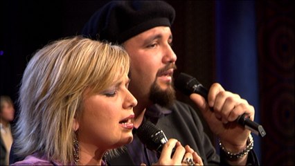 Bill & Gloria Gaither - Blessed Assurance