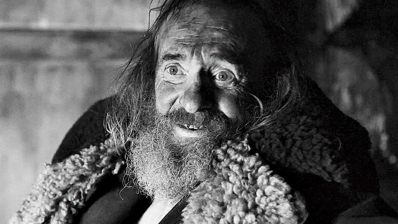 November - Trailer (Deutsche UT) HD