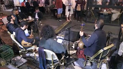 İsrailli Tom'un hayali Selda Bağcan'a saz çalmak - TEL AVİV