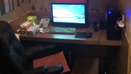 음란물 유통 온상 '전화방'...학교 주변서도 성업 / YTN