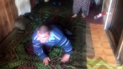 Hiç Evlenmedi Engelli Kardeşine Abla Oldu