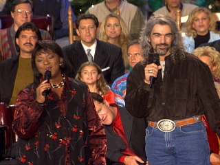 Bill & Gloria Gaither - Tennessee Christmas