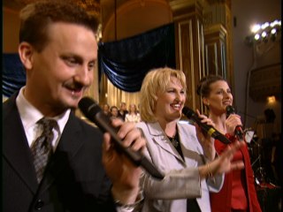 Bill & Gloria Gaither - So High