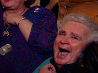 Bill & Gloria Gaither - I Don't Regret A Mile