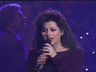 Bill & Gloria Gaither - Sleep, Baby, Sleep