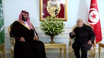 التونسيون ينتفضون ضد زيارة محمد بن سلمان ويطاردونه بالمحاكم