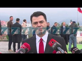 BASHA FESTON PAVARESINE EDHE ÇLIRIMIN - News, Lajme - Kanali 7