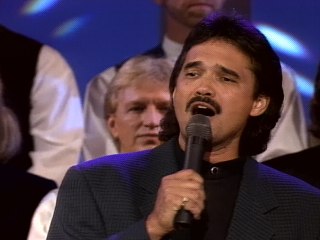 Bill & Gloria Gaither - Farther Along