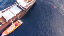 Mahsur Kalan Mültecilerin İmdadına Türk Gemisi Yetişti- Türk Gemisi Mültecileri Böyle Kurtardı