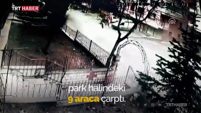 Ankara'da freni boşalan kamyon 9 araca çarptı