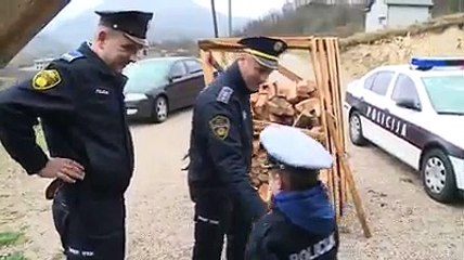 Ostvarili smo Nailovu najveću želju - da na jedan bude policajac