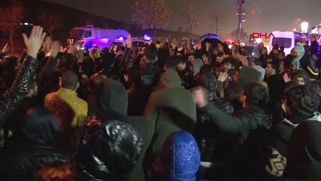 Spor Fenerbahçe Taraftarı Ersun Yanal İçin Samandıra'da