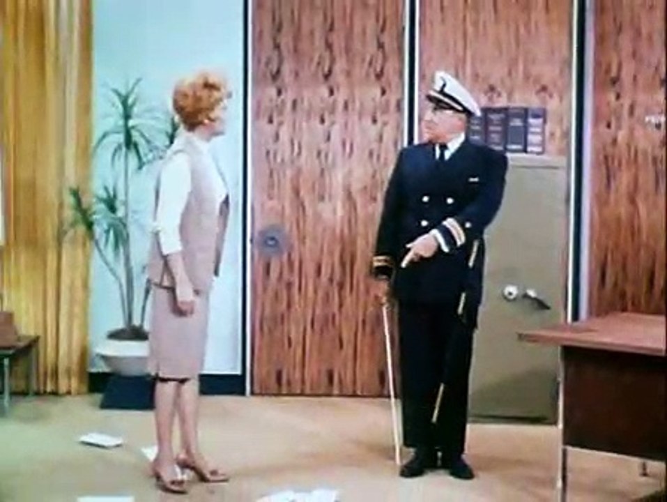 TLS_Lucy_and_The_Submarine