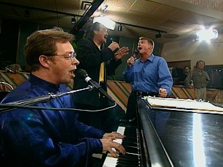 Bill & Gloria Gaither - Glory Road