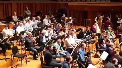 L'orchestre philharmonique de Berlin fête l'anniversaire d'un musicien !