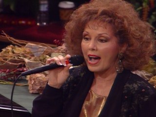 Bill & Gloria Gaither - Walk Around Me Jesus