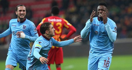 Trabzonsporlu Ekuban'ın Gözyaşları Geceye Damga Vurdu