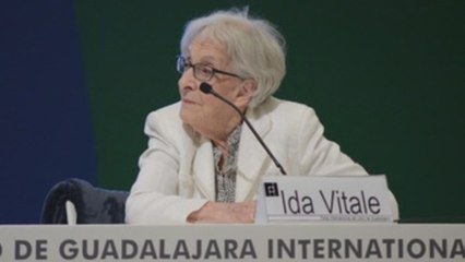 Ida Vitale aconseja a los jóvenes leer cosas distintas y releer