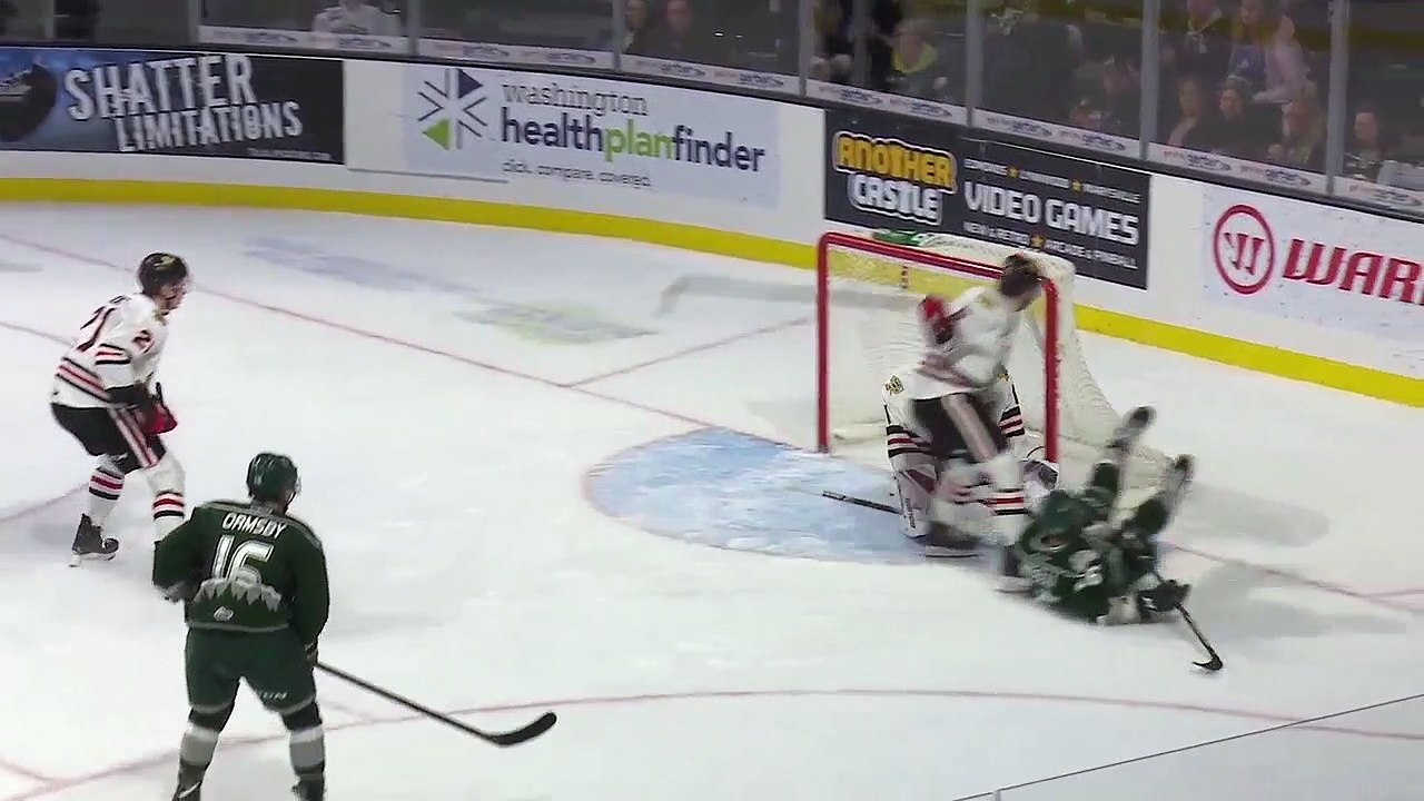 Everett Silvertips defeat Portland Winterhawks 4-1
