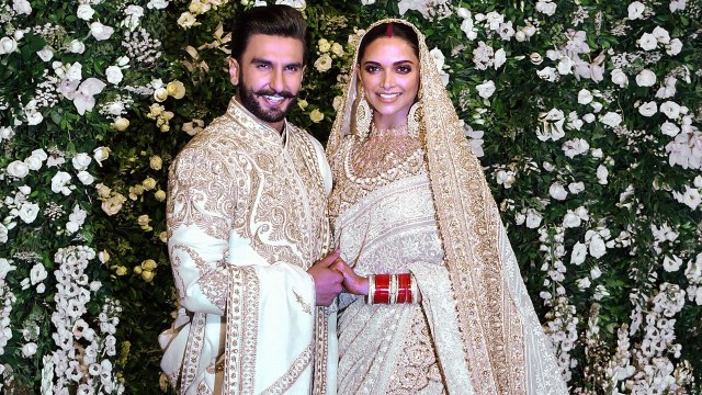 Deepika-Ranveer shine bright at their wedding reception | OneIndia News