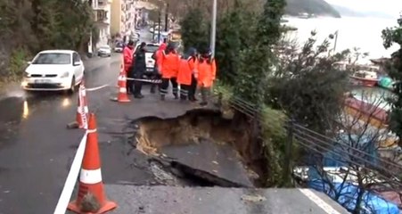 Sarıyer Rumeli Kavağı'nda Yoğun Yağış Sonrası Yol Çöktü! Çok Sayıda Ekip Bölgede