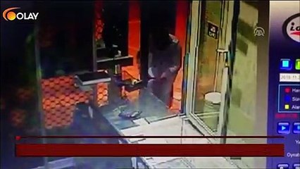 Kuyumcuya soygun girişimi kamerada
