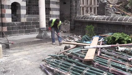 Teröristlerin yaktığı camiden ezan sesi yeni yılda yükselecek - DİYARBAKIR