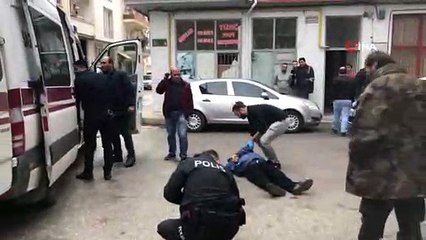 Kahvehanelerin önünde kurşun yağdırdı: 1 ağır yaralı