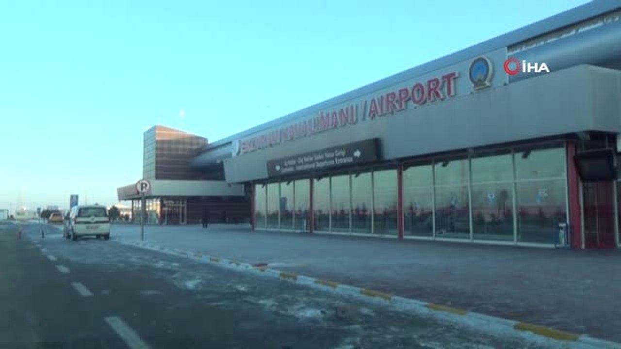 Yardım Uçağı Erzurum Havalimanı'nda 7 Yıldır Ya...