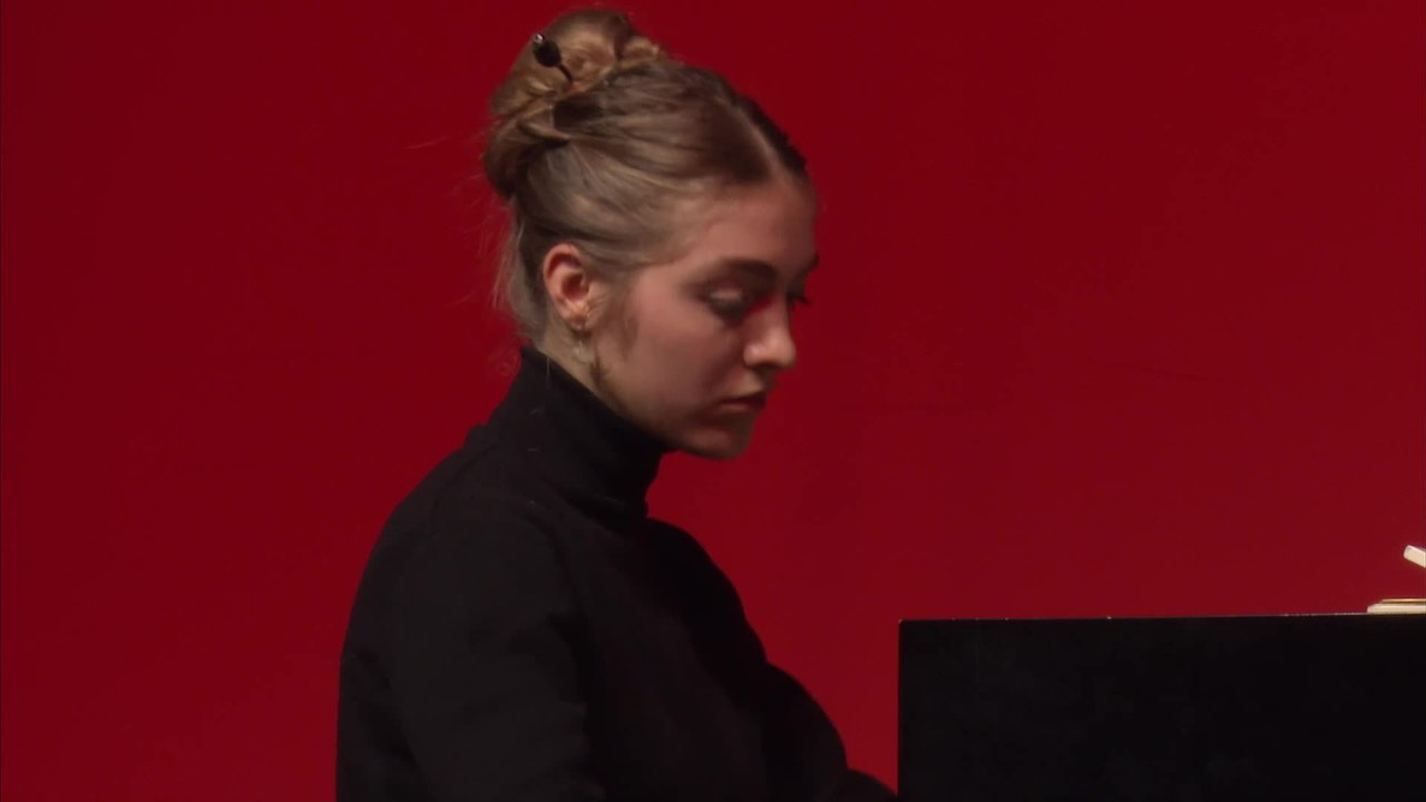 François Couperin : Les Jeunes Seigneurs (Louise Acabo)