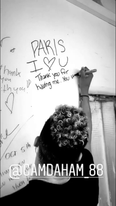 CAMERON LEE @cameron_lee_choreography - Signe le mur du LAX STUDIO Paris - Stage du 27 mai 2018