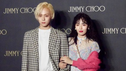 [Y영상] 현아♥이던, 핑크빛 공식 석상…팔짱 끼고 애정 과시 / YTN