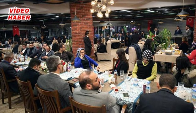 (29 Kasım 2018) AK PARTİ MELİKGAZİ İLÇE BAŞKANLIĞI’NDAN MELİKGAZİ BELEDİYESİ YÖNETİCİLERİNE MOTİVASYON YEMEĞİ…