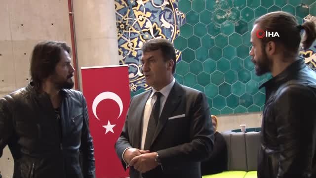 Fetih Müzesi'ne Deli Oldular... Deliler Filmi Oyuncuları Fetih Müzesi'nde